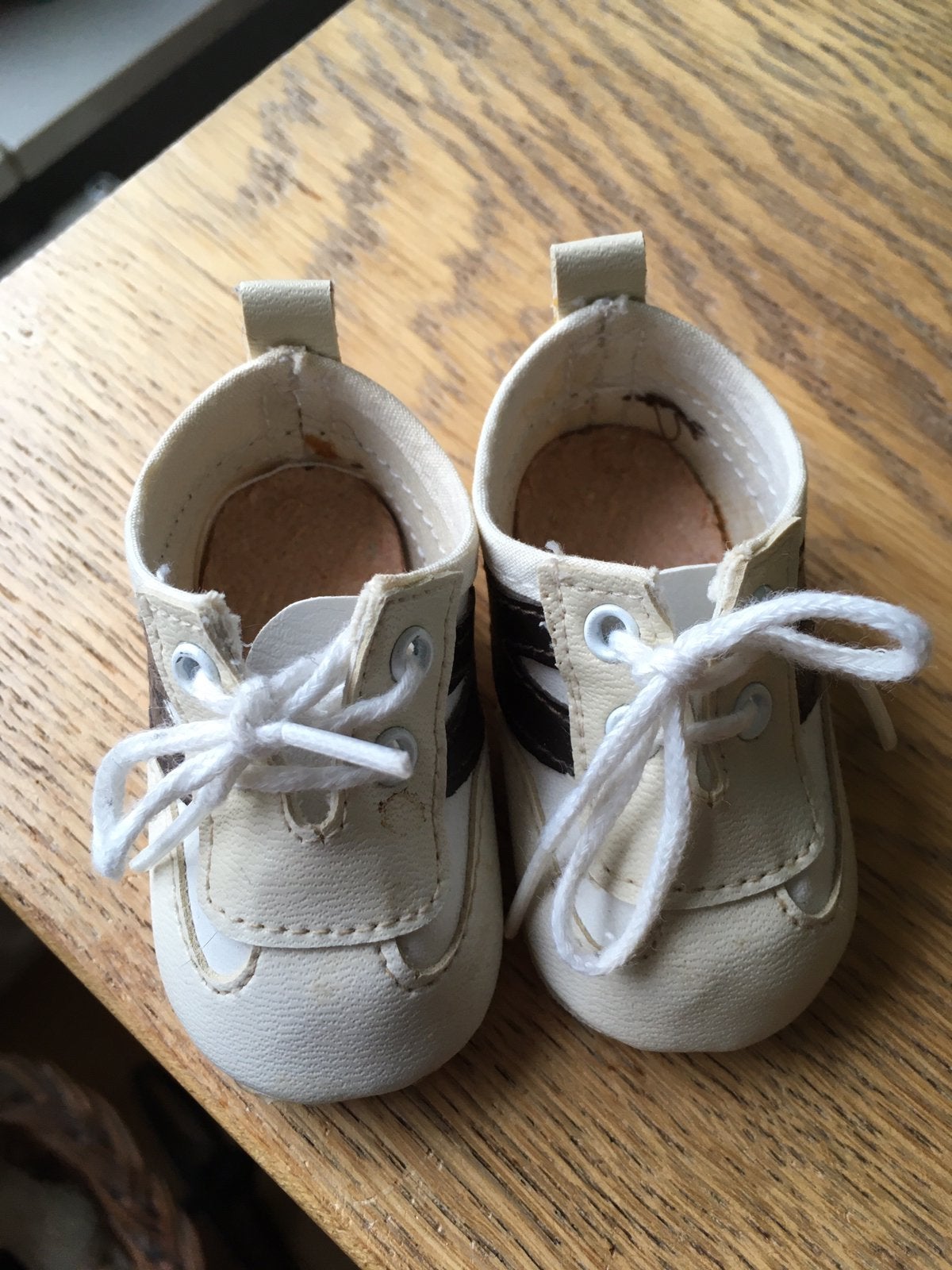 Oude poppen schoentjes., Verzamelen, Ophalen of Verzenden, Zo goed als nieuw, Accessoires