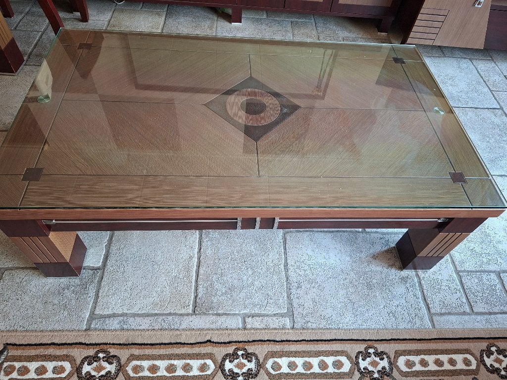 Stijlvolle salontafel met glazen blad, Ophalen, 100 tot 150 cm, 50 tot 100 cm, Rechthoekig