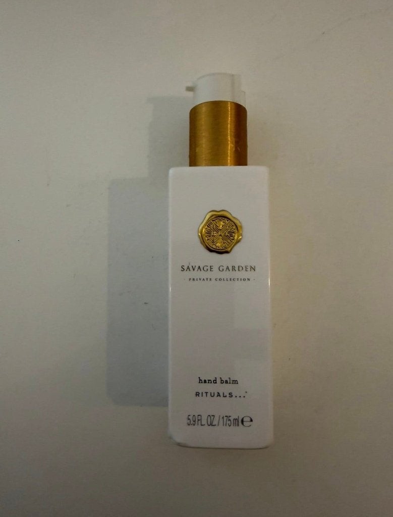 Nieuw Rituals Savage garden hand balm creme pompje 175 m, Ophalen of Verzenden, Nieuw, Bodylotion, Crème of Olie