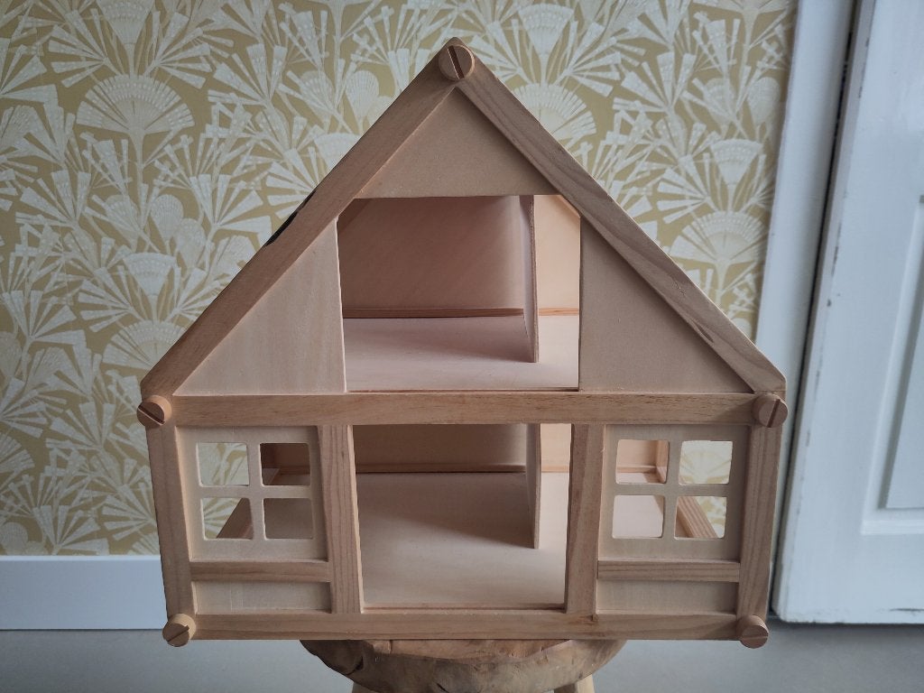 houten poppenhuis met meubeltjes en poppen, Ophalen, Gebruikt, Poppenhuis