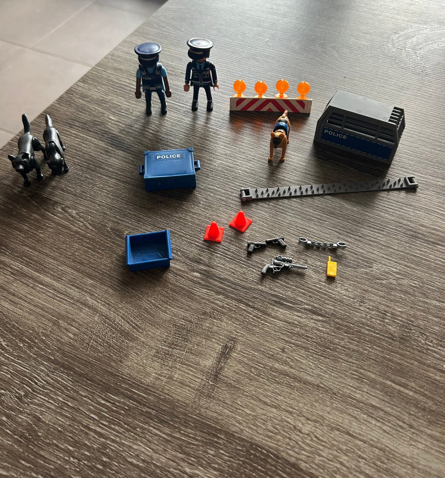 Playmobil politie 6924, Gebruikt, Ophalen of Verzenden, City action, Figuren