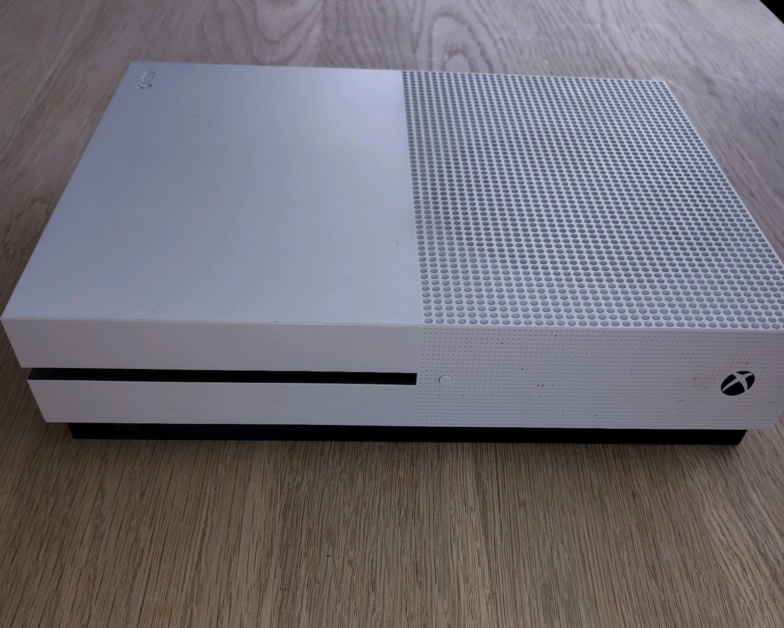 Xbox One S console 1 TB, Spelcomputers en Games, Xbox One S, Ophalen of Verzenden, Zo goed als nieuw, Zonder controller