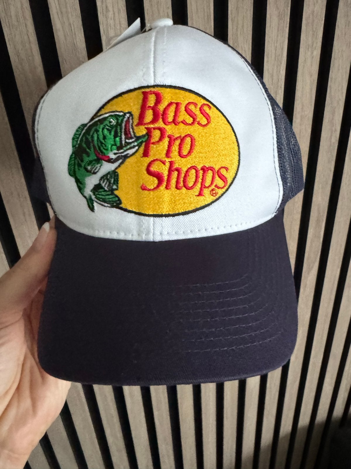 Bass Pro Shops Trucker Cap - Nieuw met labels, Verzenden, Nieuw, One size fits all, Pet