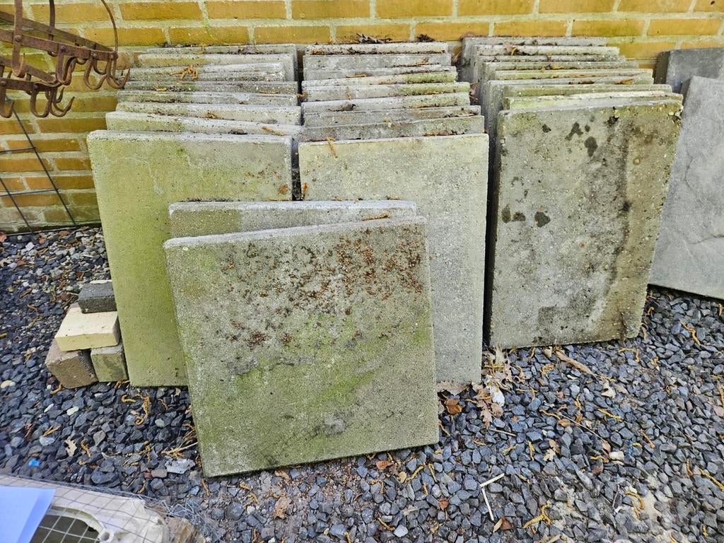Betonnen tegels, Tuin en Terras, Bloembakken en Plantenbakken, Ophalen, Gebruikt, Balkon, 30 tot 60 cm