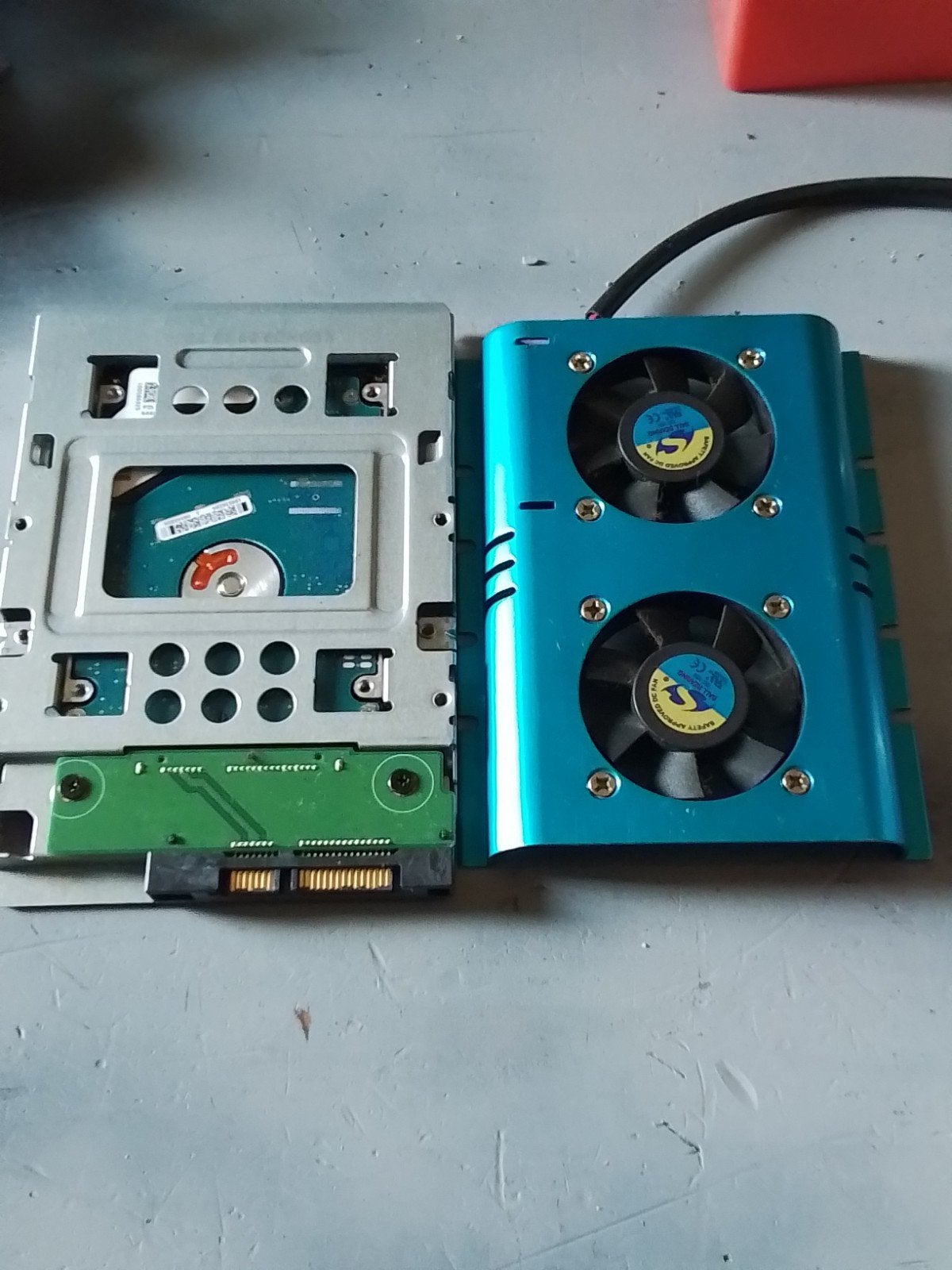 Seagate hdd koeler met.3.5 bracket en 500gb hdd, Intern, Gebruikt, Server, Onbekend (standaard 2.5 inch)