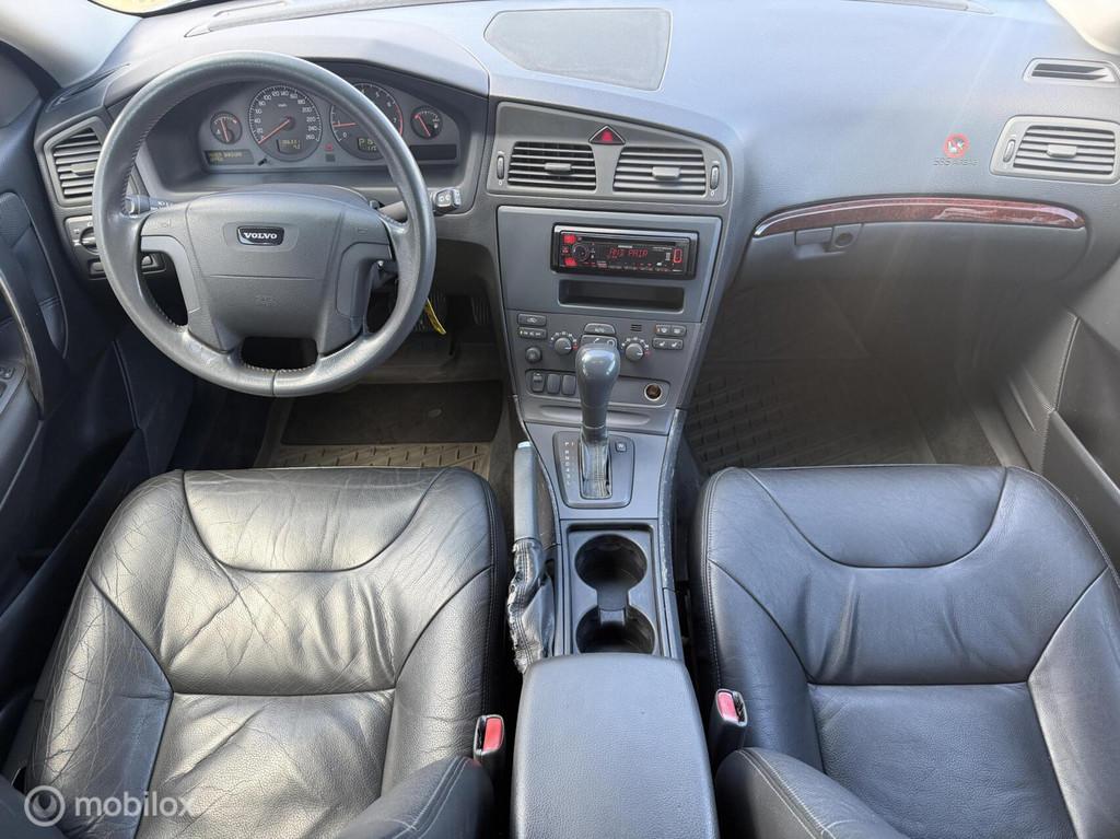 Volvo V70 2.4 T AUTOMAAT / 200PK / YOUNGTIMER, Auto's, Gebruikt, Stoelverwarming, Wit, 2435 cc
