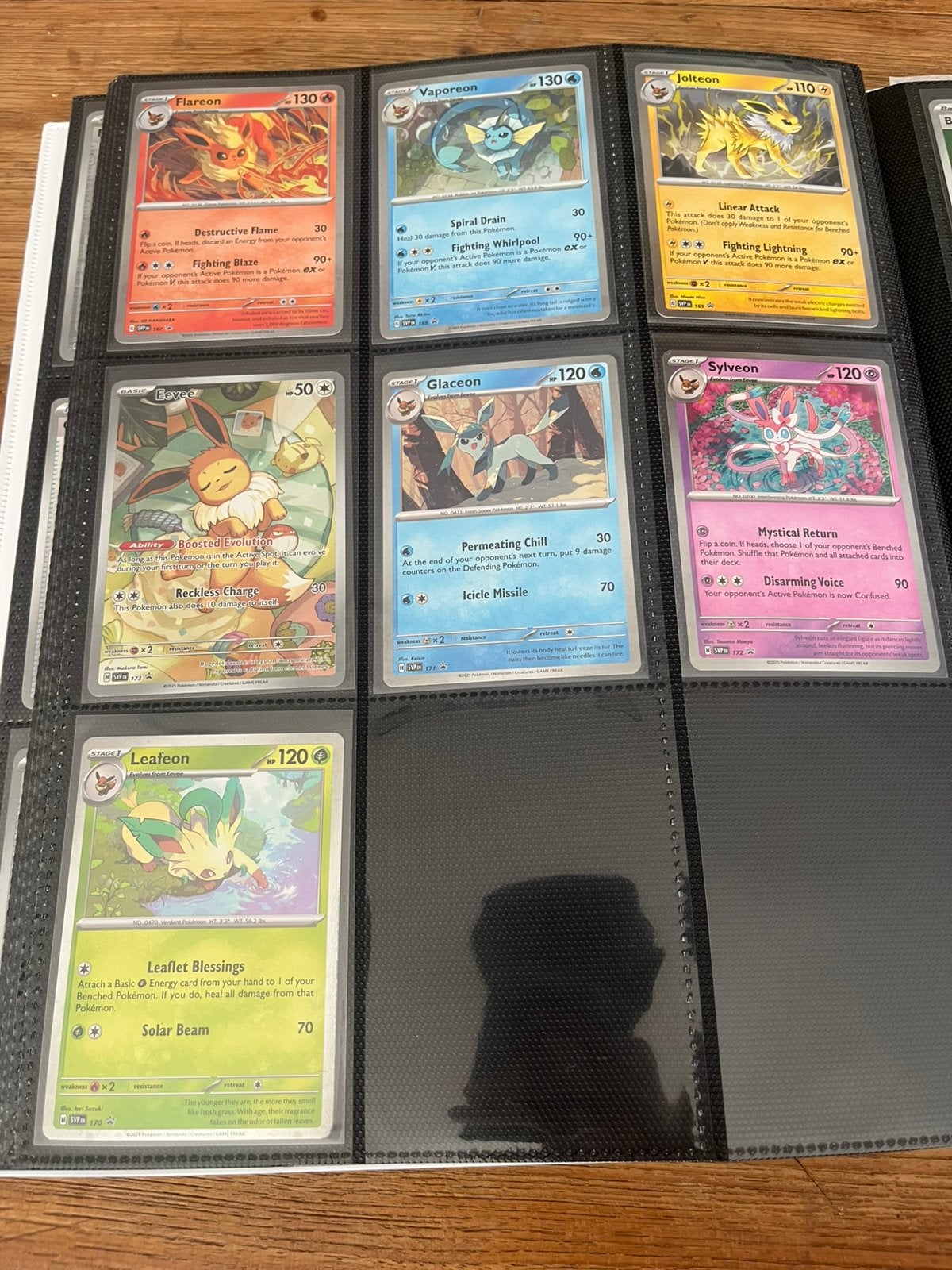 Prismatic evolutions basis set + promos, Ophalen of Verzenden, Zo goed als nieuw, Meerdere kaarten