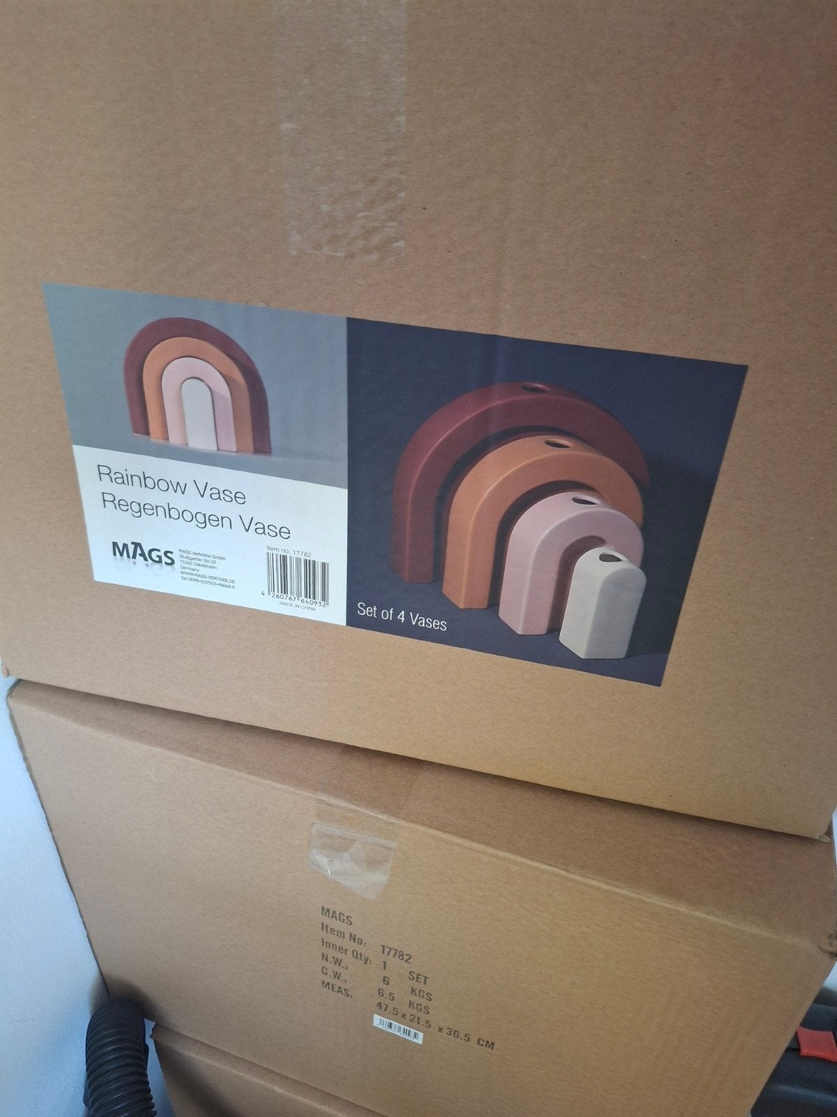 MAGS Regenboog Vazen Set van 4 - Nieuw in Doos, Ophalen of Verzenden, Nieuw, Met patroon/structuur, Meerkleurig