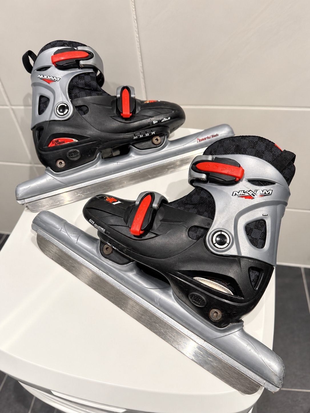 Nijdam verstelbare combinoren / schaatsen maat 30 - 33, Ophalen of Verzenden, Zo goed als nieuw, Combinoren, Nijdam
