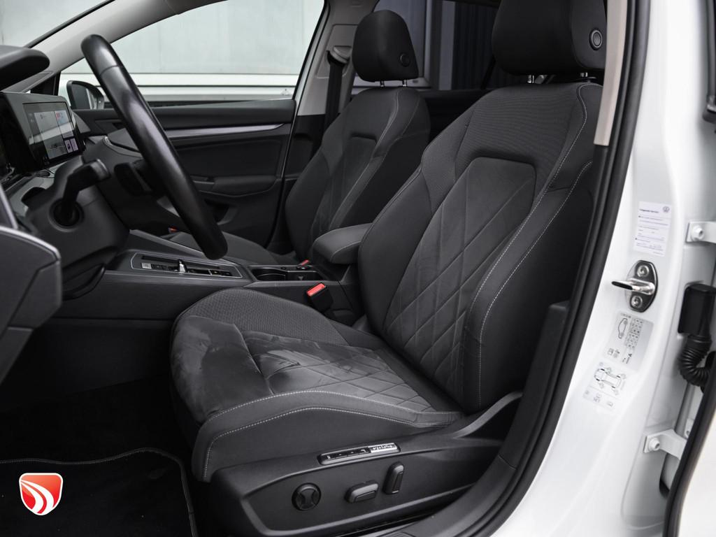 Volkswagen Golf 1.5 eTSI Style 150pk | Pano | LED | CarPlay, Euro 6, 4 cilinders, 150 pk, Wit