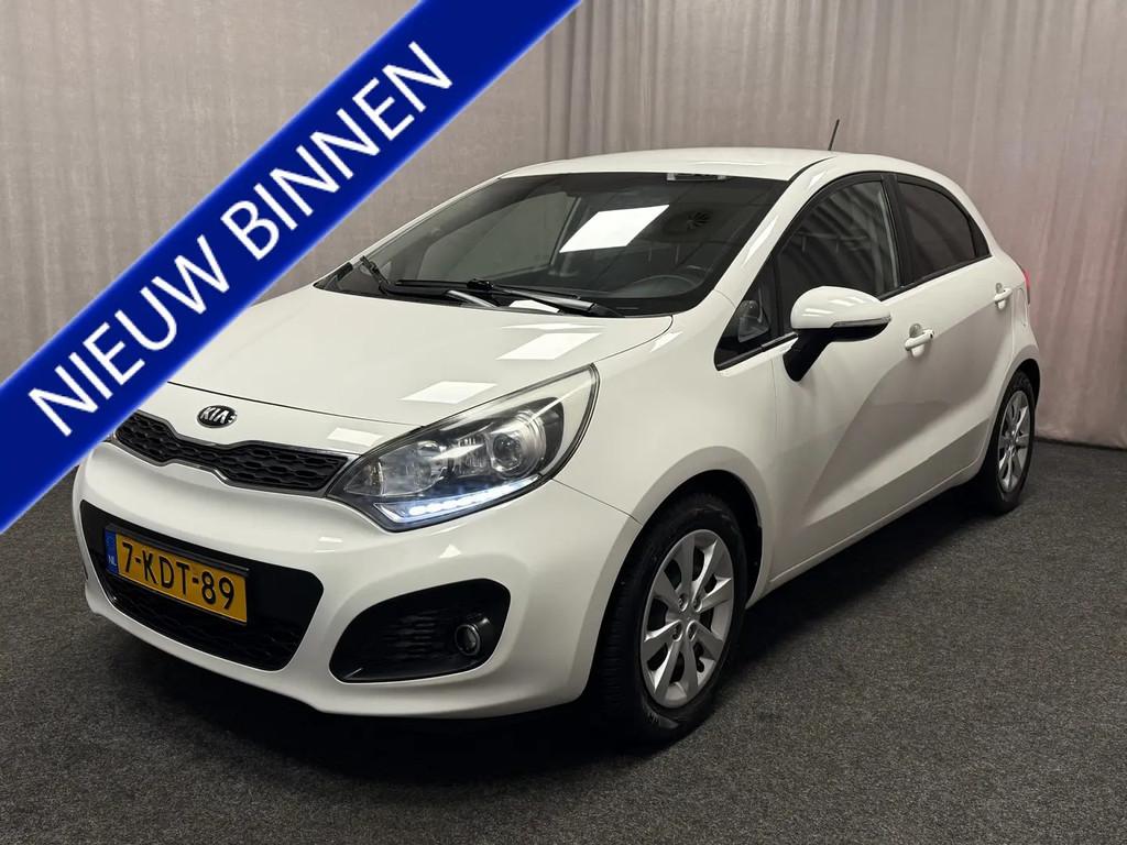 Kia Rio 1.4 CVVT Super Pack € 7.700,00, 450 kg, 4 cilinders, 1396 cc, Wit