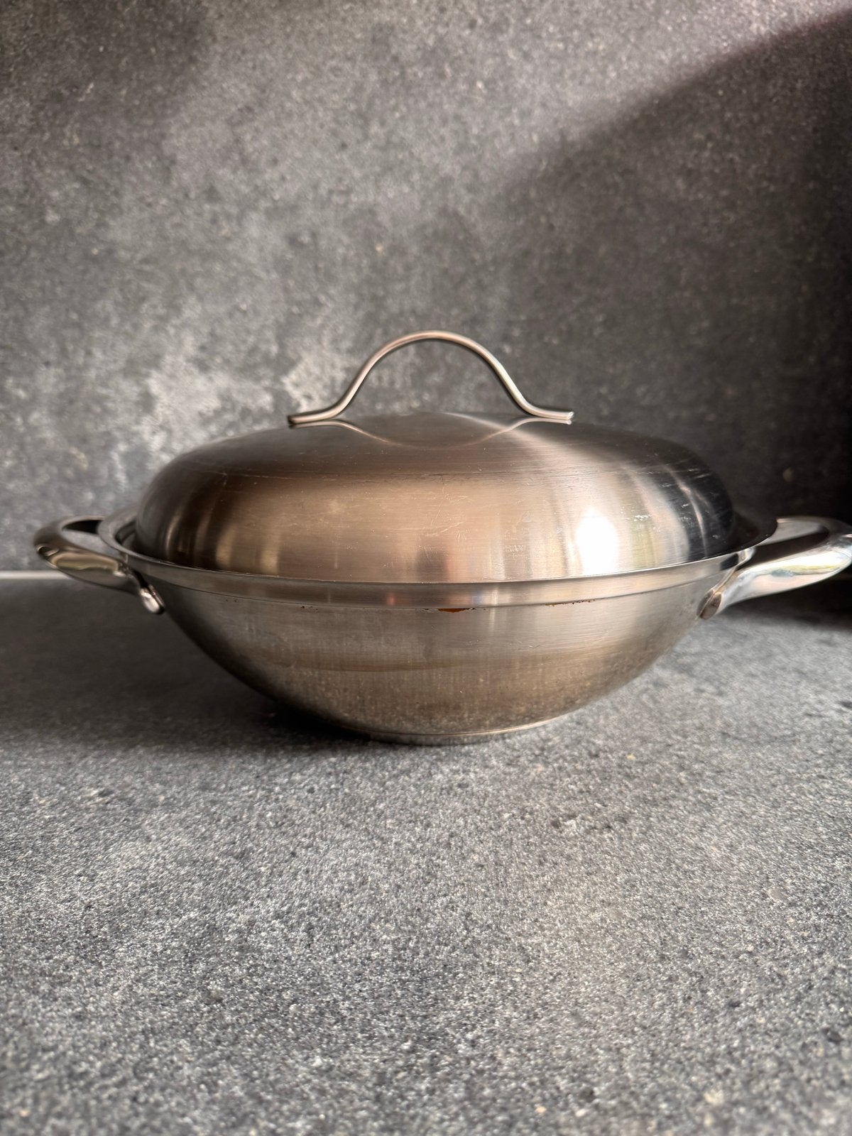 Fissler Wokpan 28cm RVS met deksel - Geschikt voor Inductie, Ophalen, Gebruikt, Fissler, Rvs