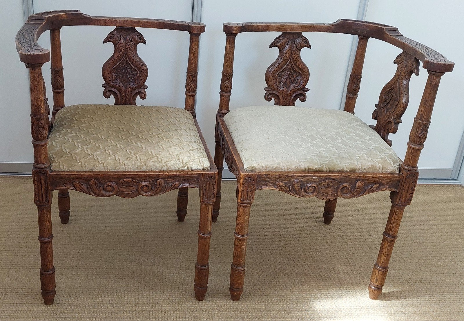 Set van 2 antieke hoekstoelen met houtsnijwerk, Ophalen