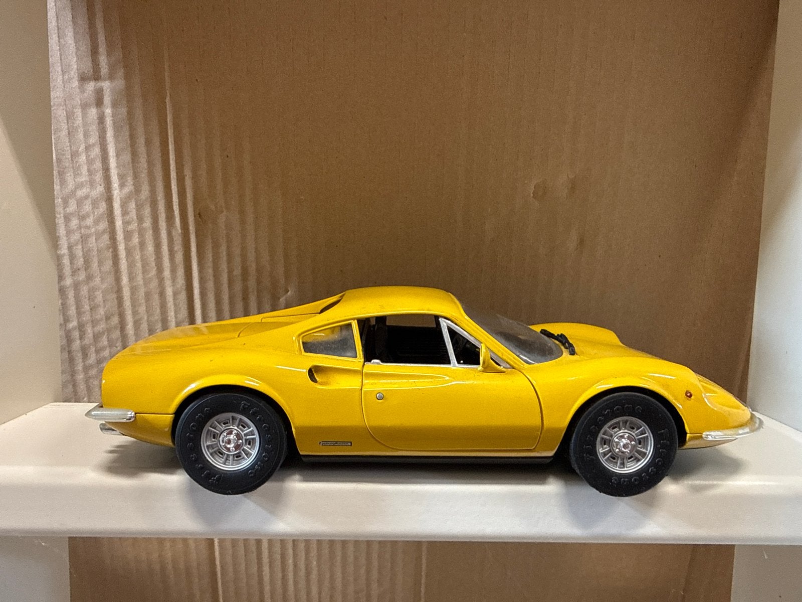 Ferrari Dino 246 GT - Anson 1/18 Schaalmodel, Hobby en Vrije tijd, Ophalen of Verzenden, Gebruikt, Auto, Anson