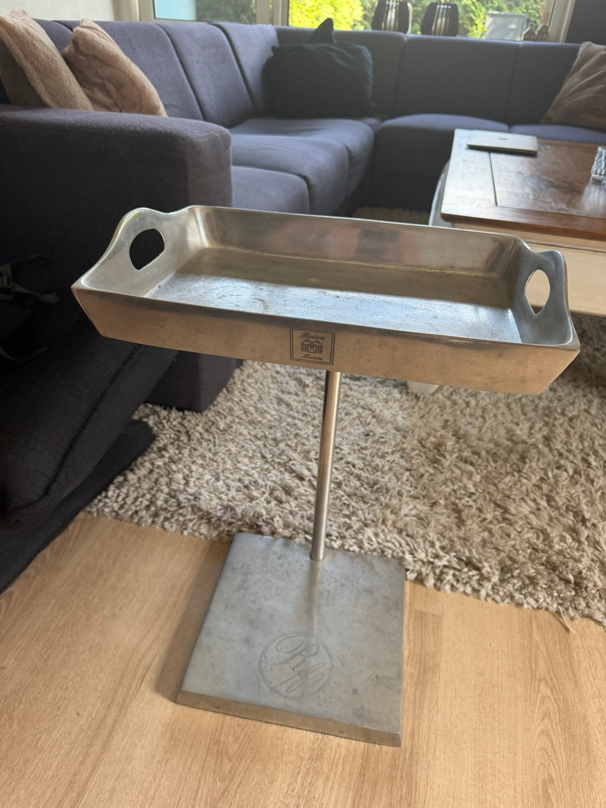 Riviera Maison opzettafel / bijzettafel met dienblad, Ophalen, Zo goed als nieuw
