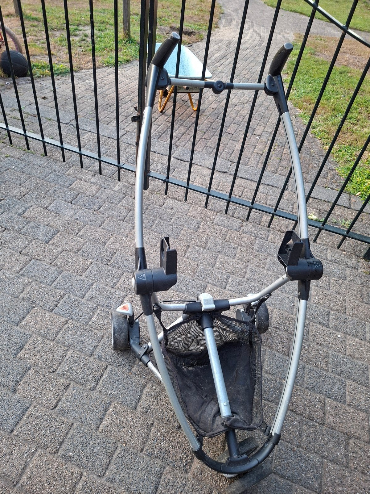 Opvouwbare buggy onderstel - Handig en compact, Ophalen, Gebruikt, Overige merken