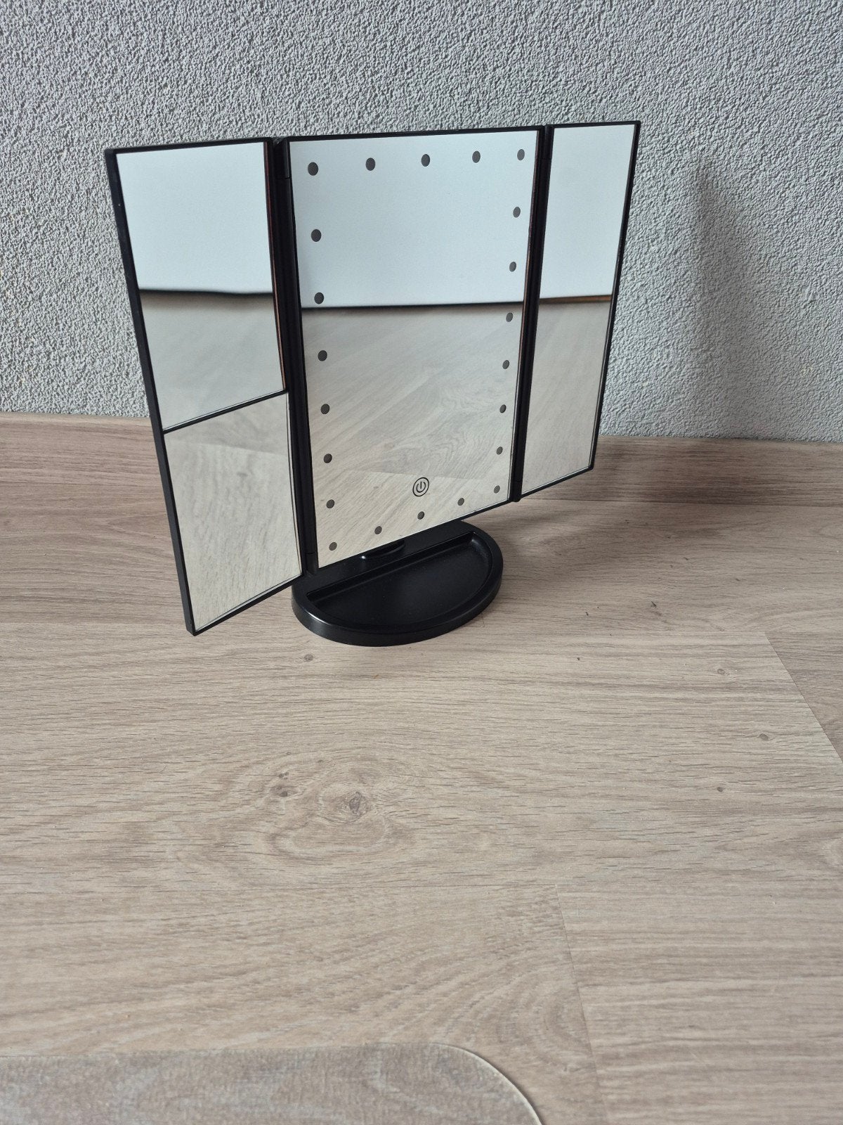 Make-up spiegeltje met verlichting, Huis en Inrichting, Ophalen of Verzenden, Rond, Minder dan 50 cm, Minder dan 100 cm