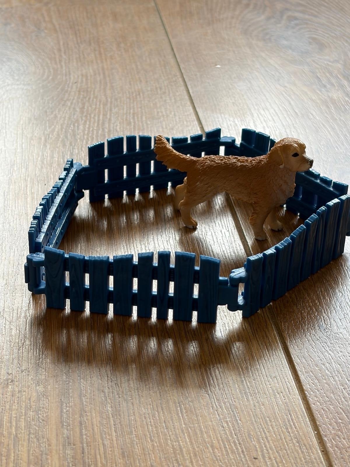 Schleich hond met hekje, Ophalen, Gebruikt