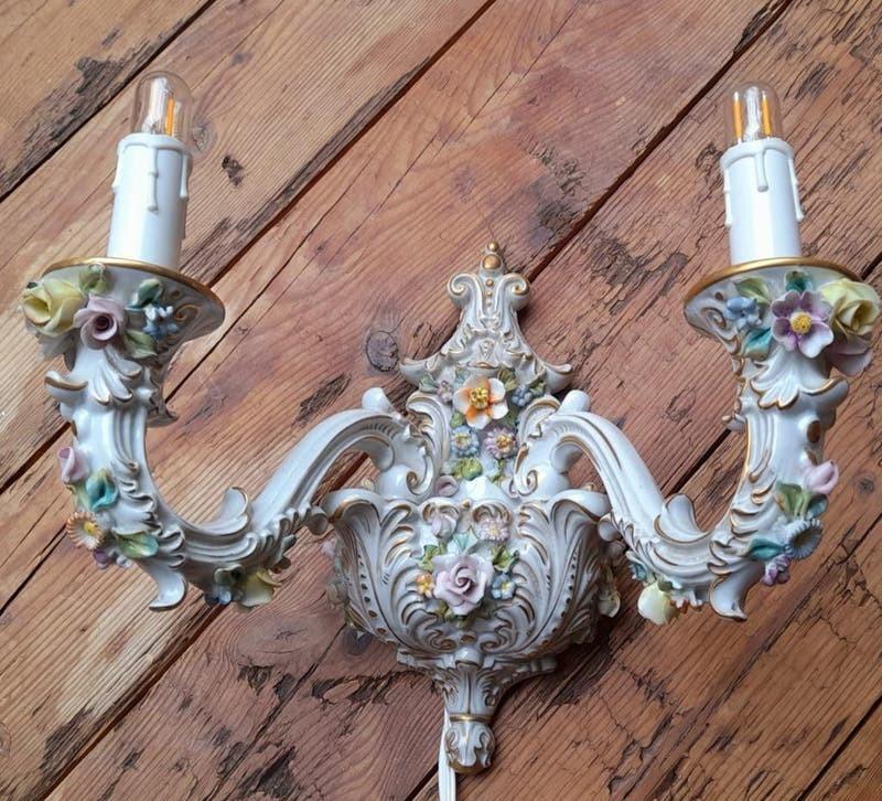 Wandlampje, brocante, Saksisch Dresden porselein  rococo, Ophalen of Verzenden