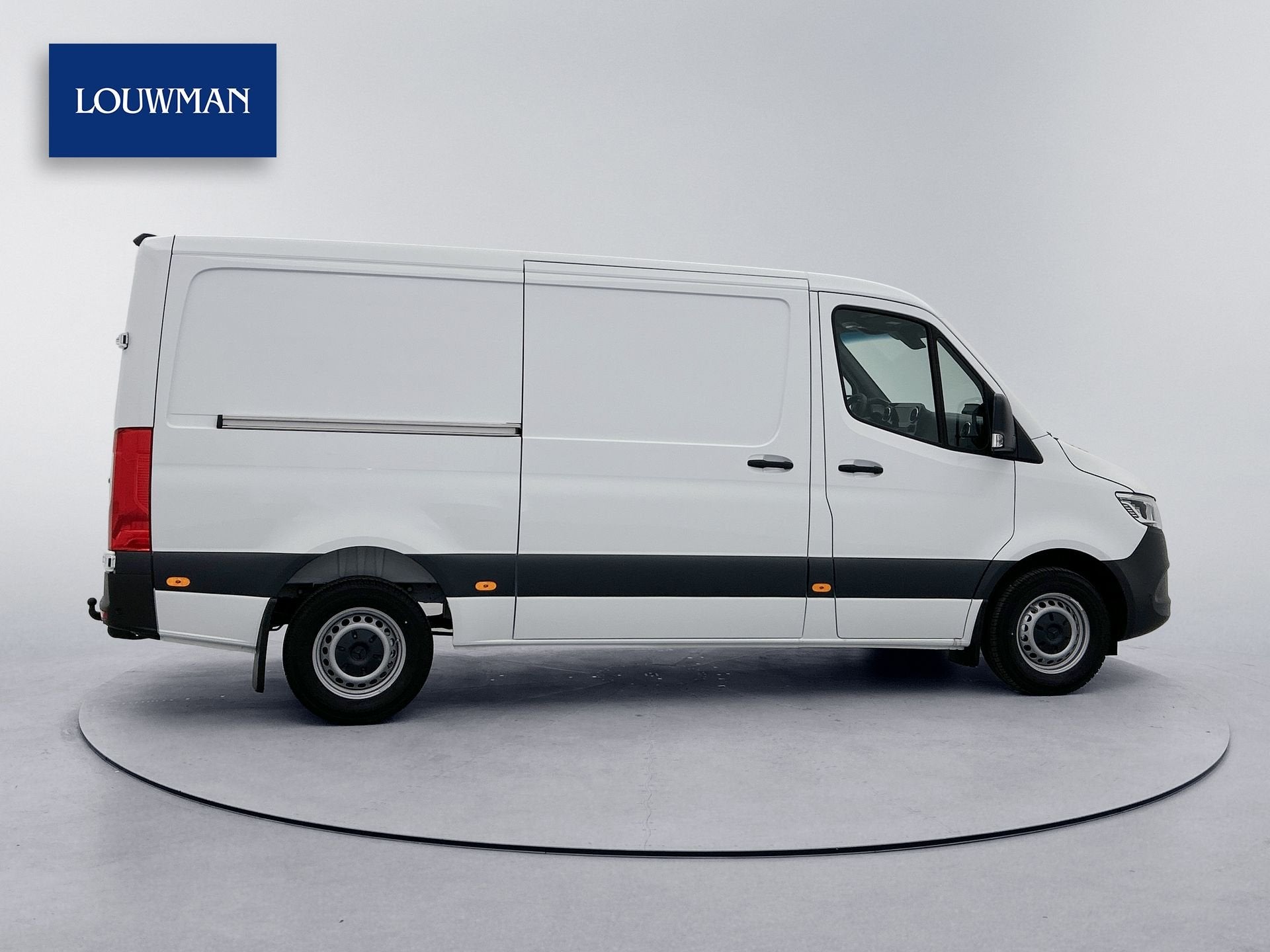 Mercedes-Benz Sprinter 319 1.9 CDI L2 Pro Navigatie Parkeerp, Automaat, Gebruikt, 2000 kg, Bedrijf