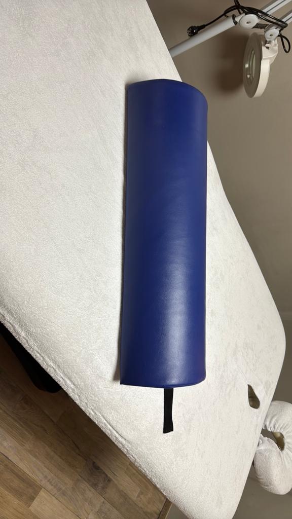 Knierol beenrol massage 62x22x11 kunstleer, Sport en Fitness, Massageproducten, Ophalen, Zo goed als nieuw, Apparaat