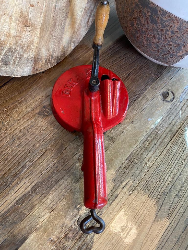 Brocante rode bonensnijder GEKA, Ophalen of Verzenden
