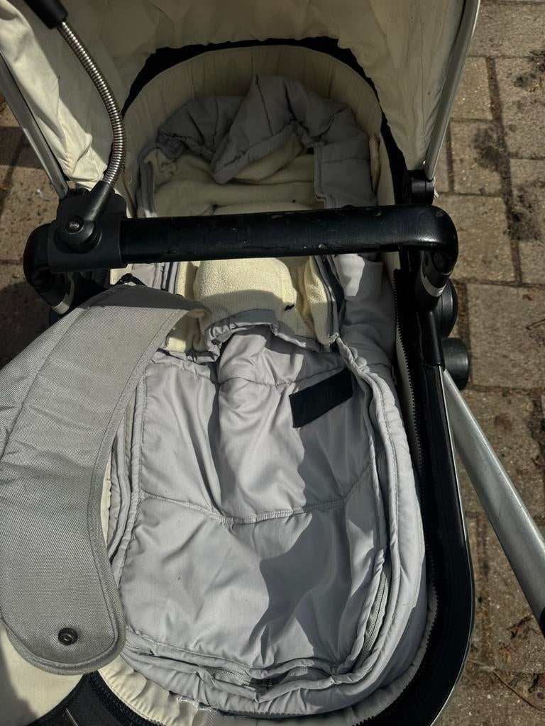 Mooie Joolz kinderwagen met ligbak en zitgedeelte, Gebruikt, Luchtbanden, Combiwagen, Ophalen