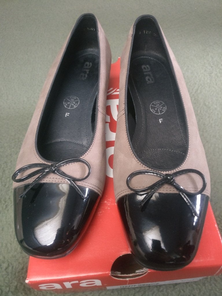 ARA lederen dames schoenen met lage hak 39, Kleding | Dames, Schoenen, Schoenen met lage hakken, Bruin, Ophalen of Verzenden, Zo goed als nieuw