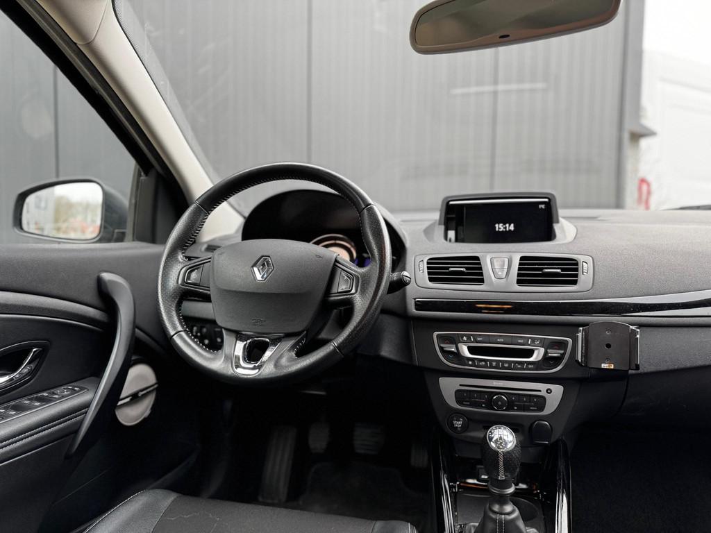 Renault Mégane Estate 1.2 TCe Bose | Facelift | Trekhaak |, Auto's, Voorwielaandrijving, Euro 5, Gebruikt, 4 cilinders