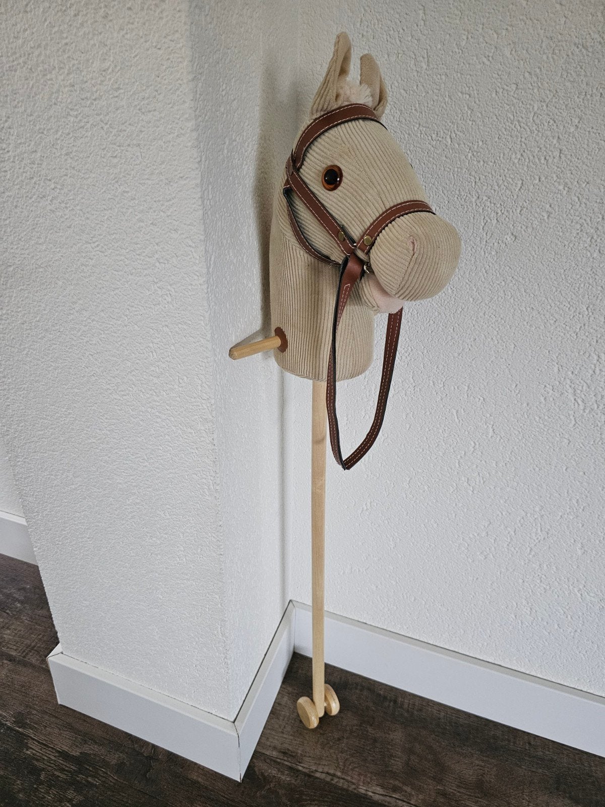Stokpaard met wieltjes en geluid - Loods 5, Ophalen, Zo goed als nieuw, Jongen of Meisje