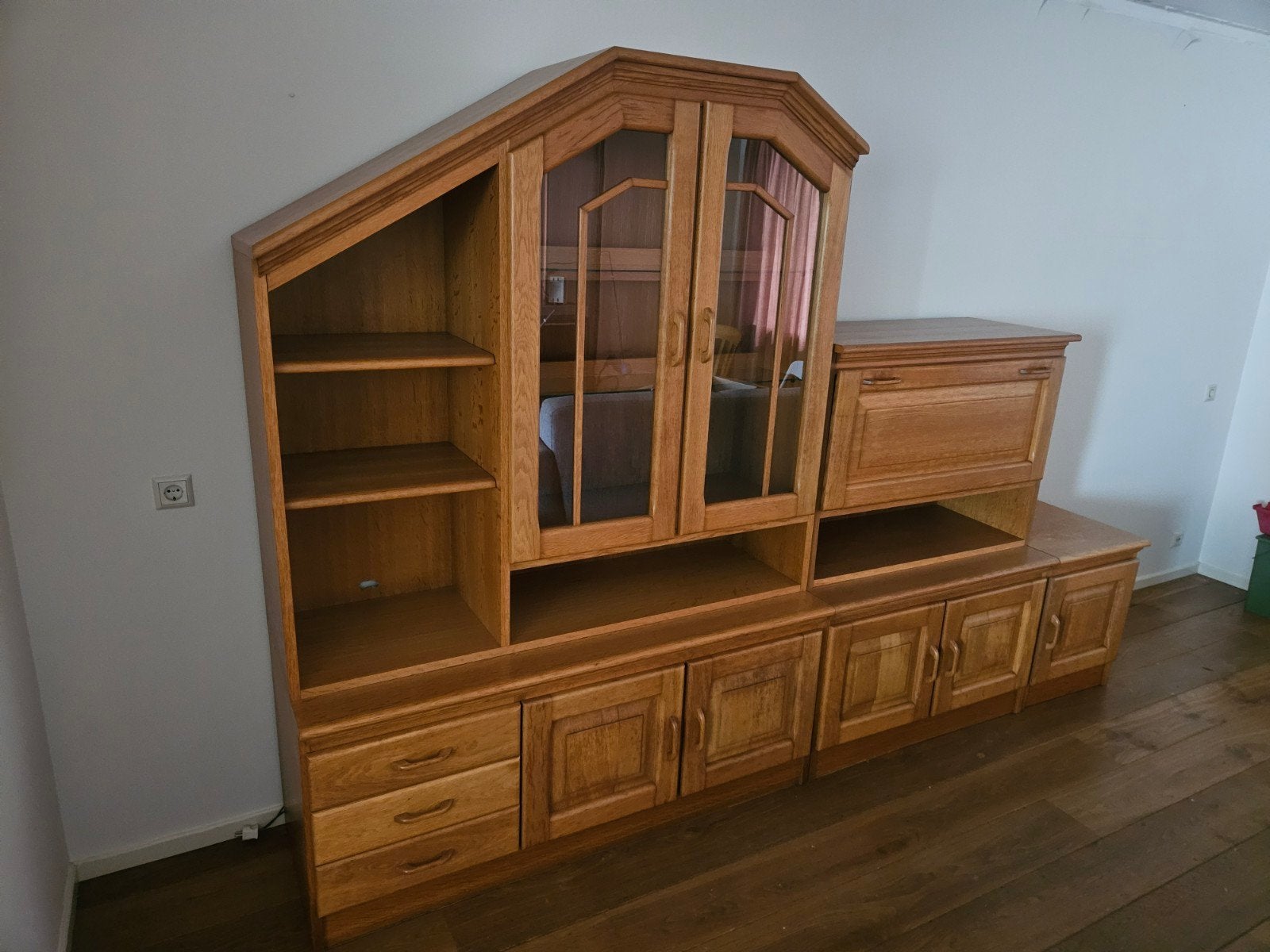 Kast van grenenhout, Ophalen, Glas, Gebruikt, Klassiek