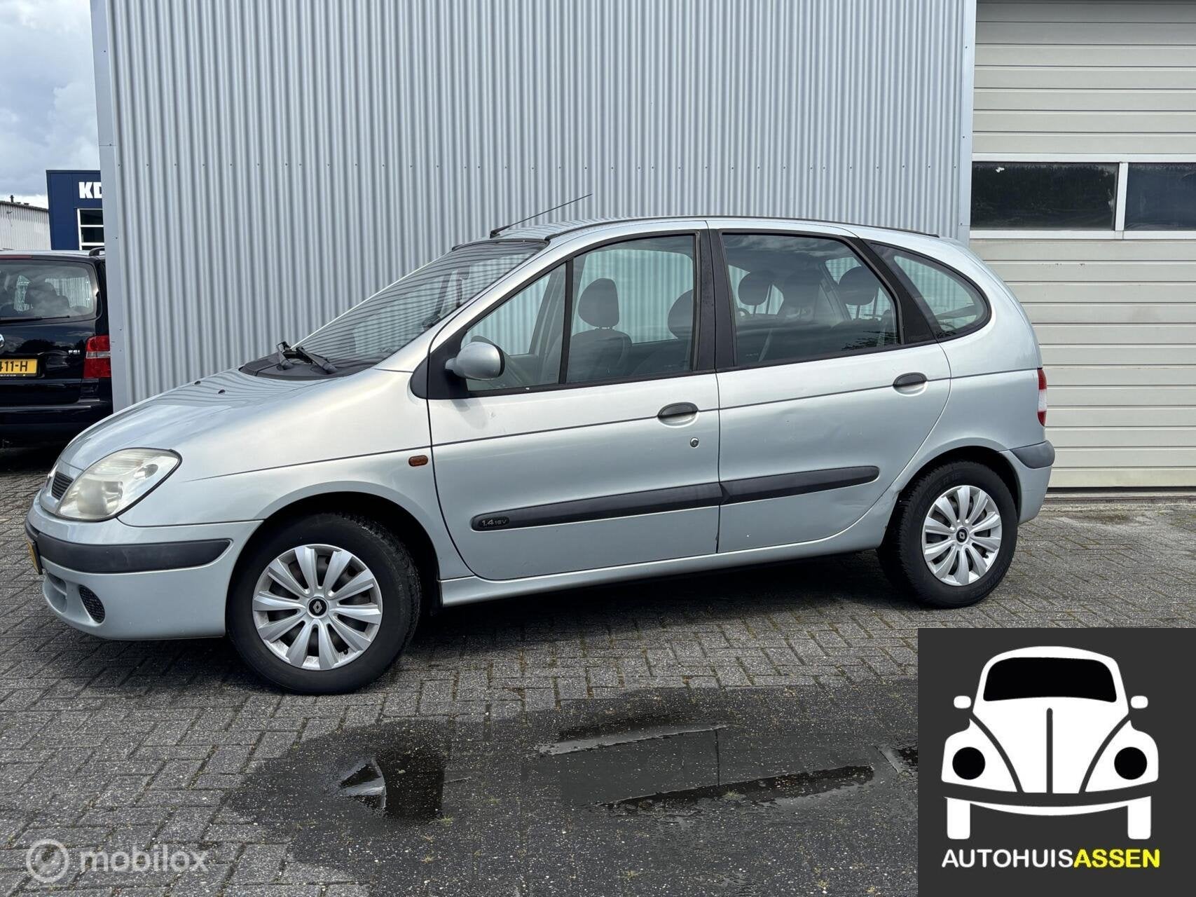 Renault Scenic 1.4-16V Authentique NWE APK!, Voorwielaandrijving, Stof, Gebruikt, 1210 kg