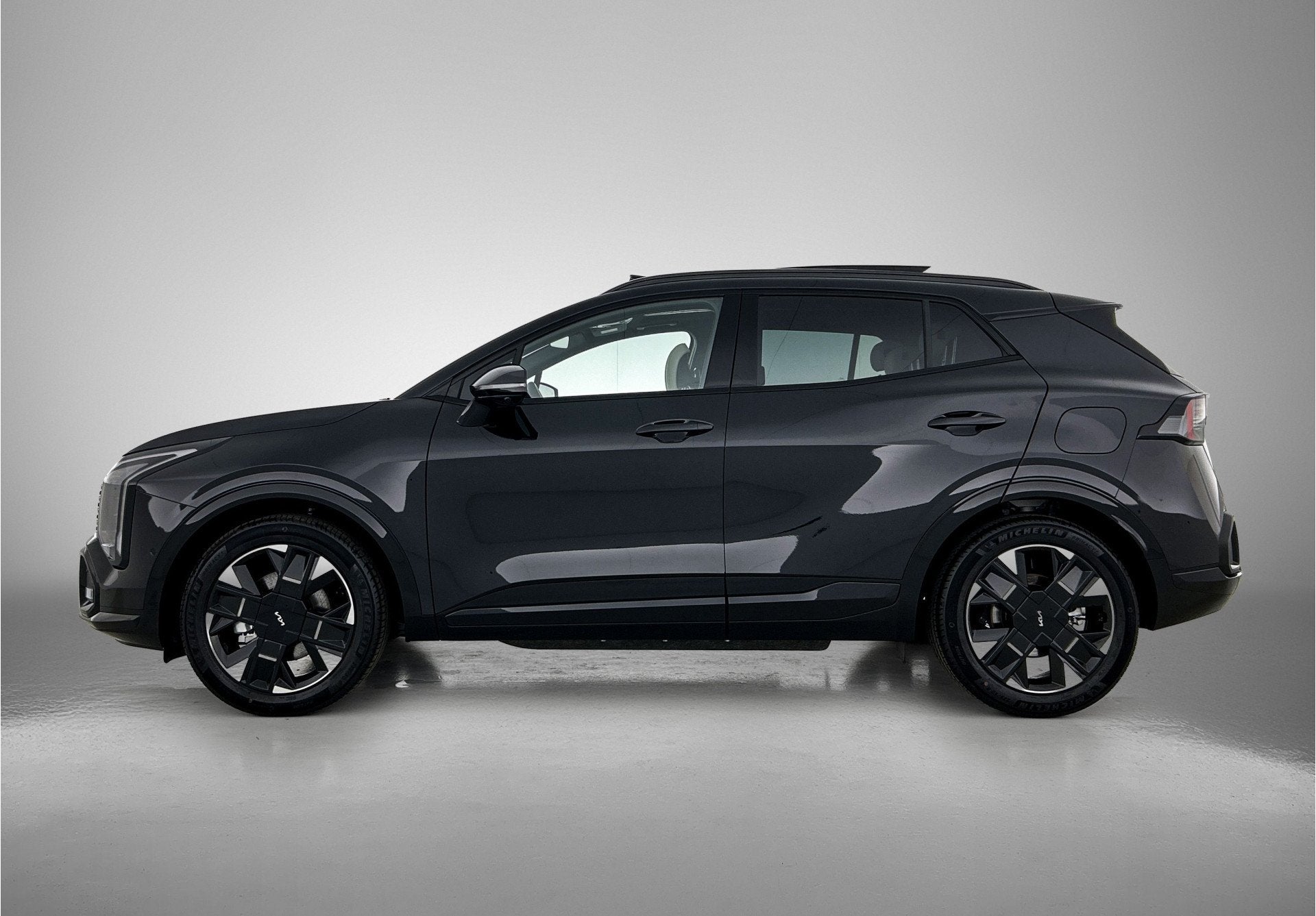 Kia Sportage 1.6 T-GDi Plug-in Hybrid GT-PlusLine Harman/Kar, Auto's, Kia, 12 maanden, 4 cilinders, Zwart, Bedrijf