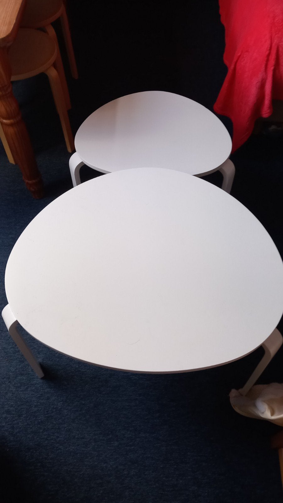 IKEA Svalsta bijzettafeltjes - Set van 2, Huis en Inrichting, Tafels | Bijzettafels, Ophalen, Minder dan 45 cm, Modern, Scandinavisch