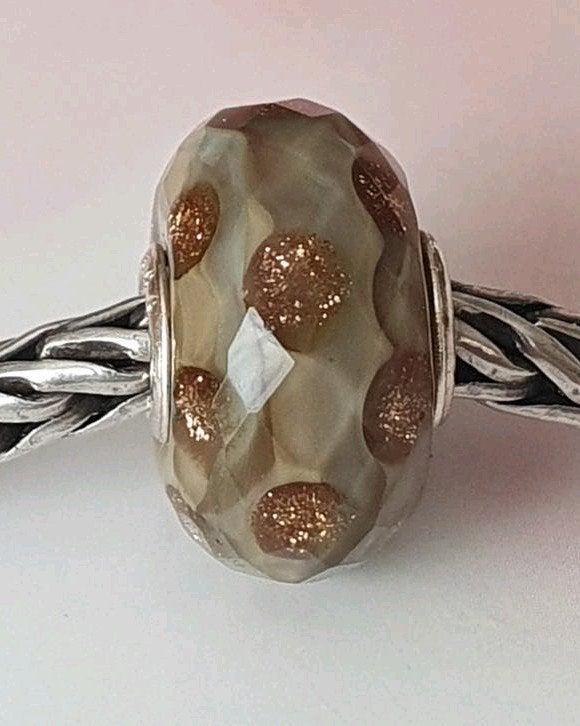 Karamel Verlangenkraal Uniques 2022, Sieraden, Tassen en Uiterlijk, Bedels, Overige merken, Glas of Kristal, Nieuw, Ophalen of Verzenden