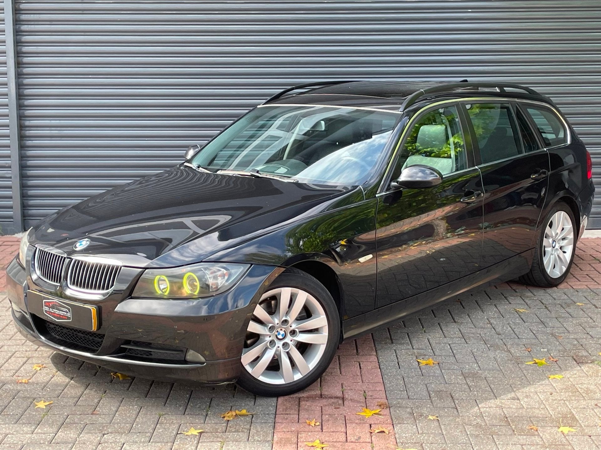 BMW 3-serie Touring 325i Automaat | Pano | Leder | Navi | Tr, Auto's, Automaat, Gebruikt, Zwart, 2497 cc