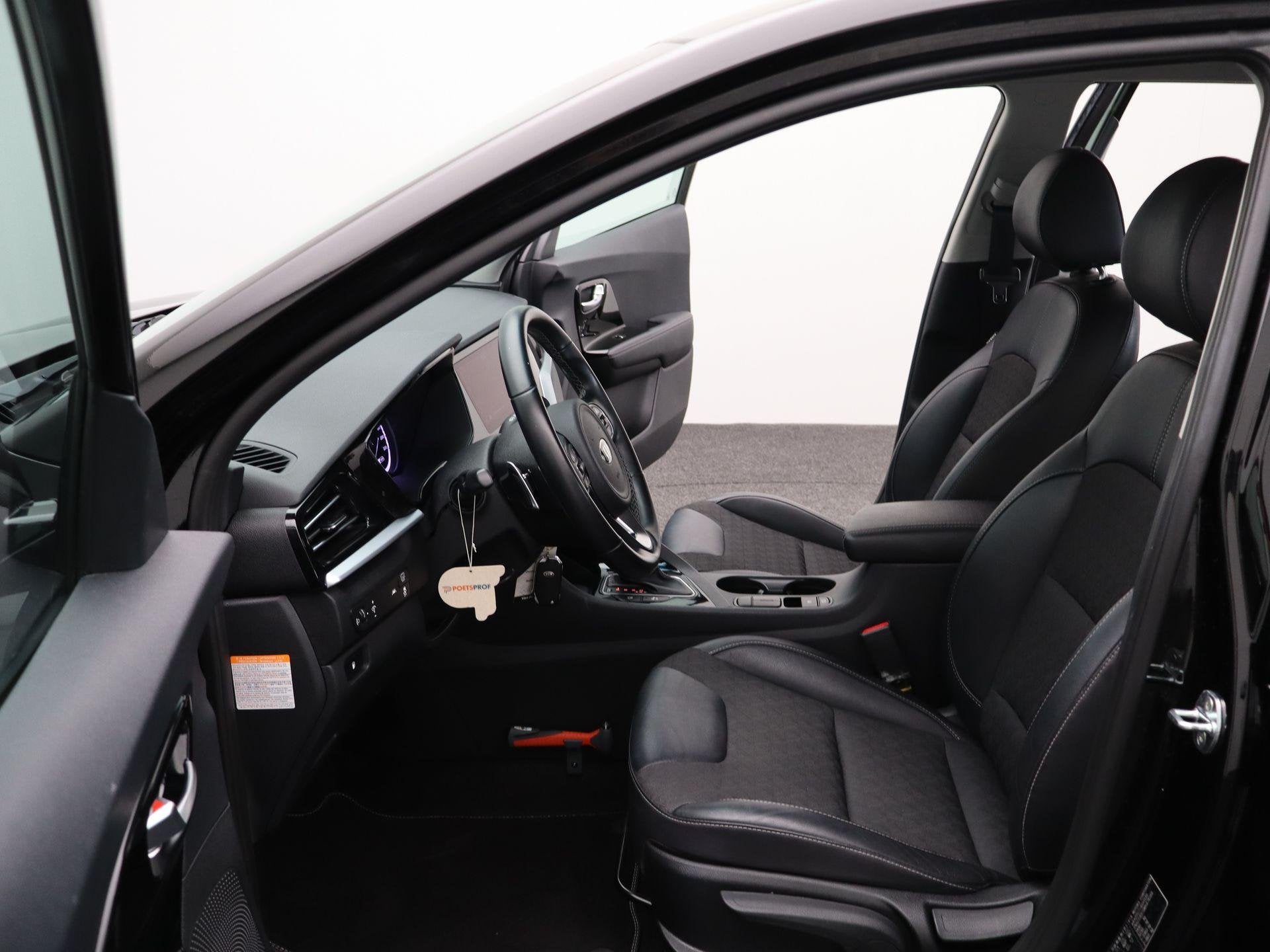 Foto 13 van Kia Niro 1.6 GDi Hybrid DynamicLine | Clima | Navi | Camera