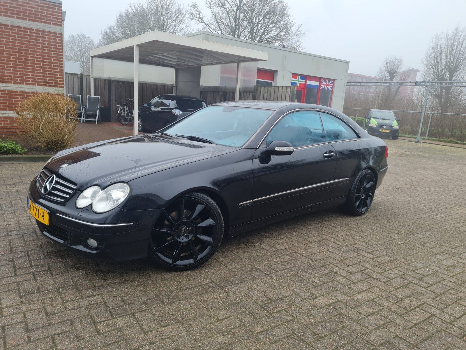 Mercedes-Benz CLK 1.8 Clk200 Kompr Coupe 2005 Zwart, Auto's, Achterwielaandrijving, 1440 kg, 4 cilinders, 4 stoelen