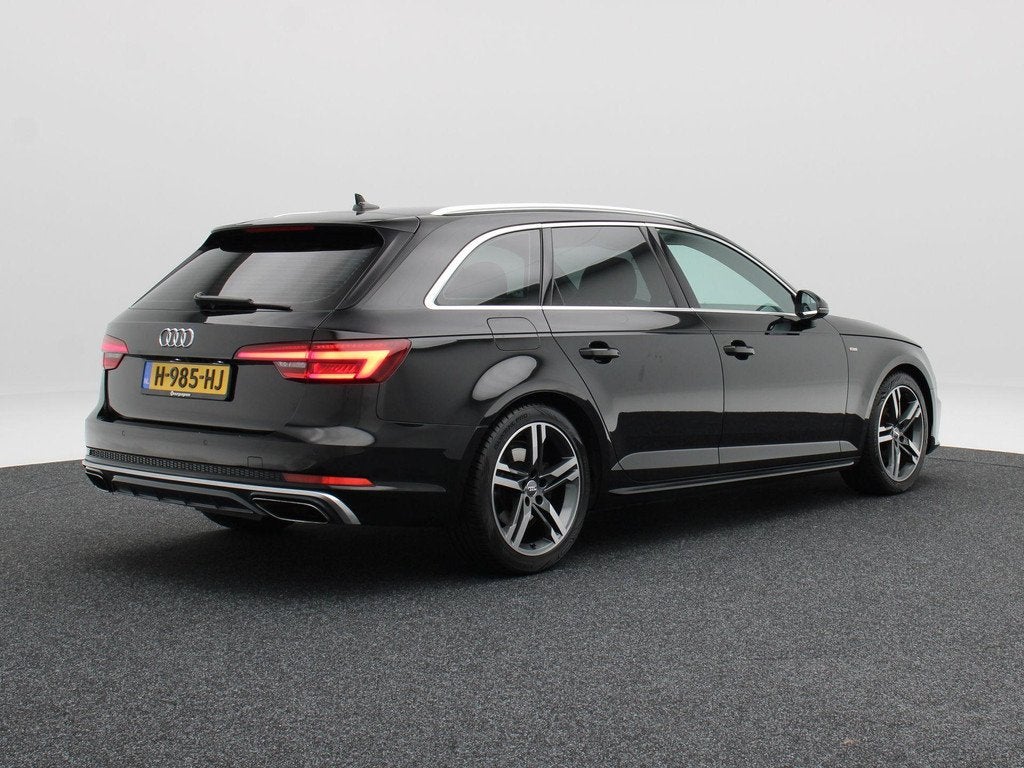 Audi A4 Avant 35 TFSi 150 Pk Automaat Sport S line | Full LE, Gebruikt, 4 cilinders, Zwart, Origineel Nederlands