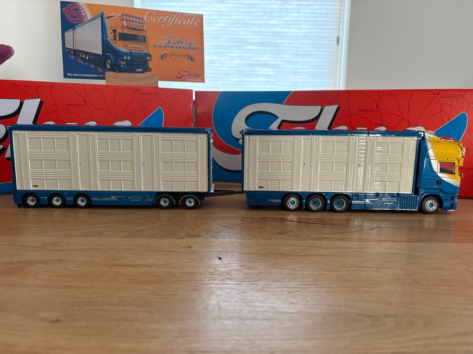 Tekno 1:50 Fribergs Scania R-serie Topline Zweedse veecombi, Ophalen of Verzenden, Nieuw, Bus of Vrachtwagen, Tekno