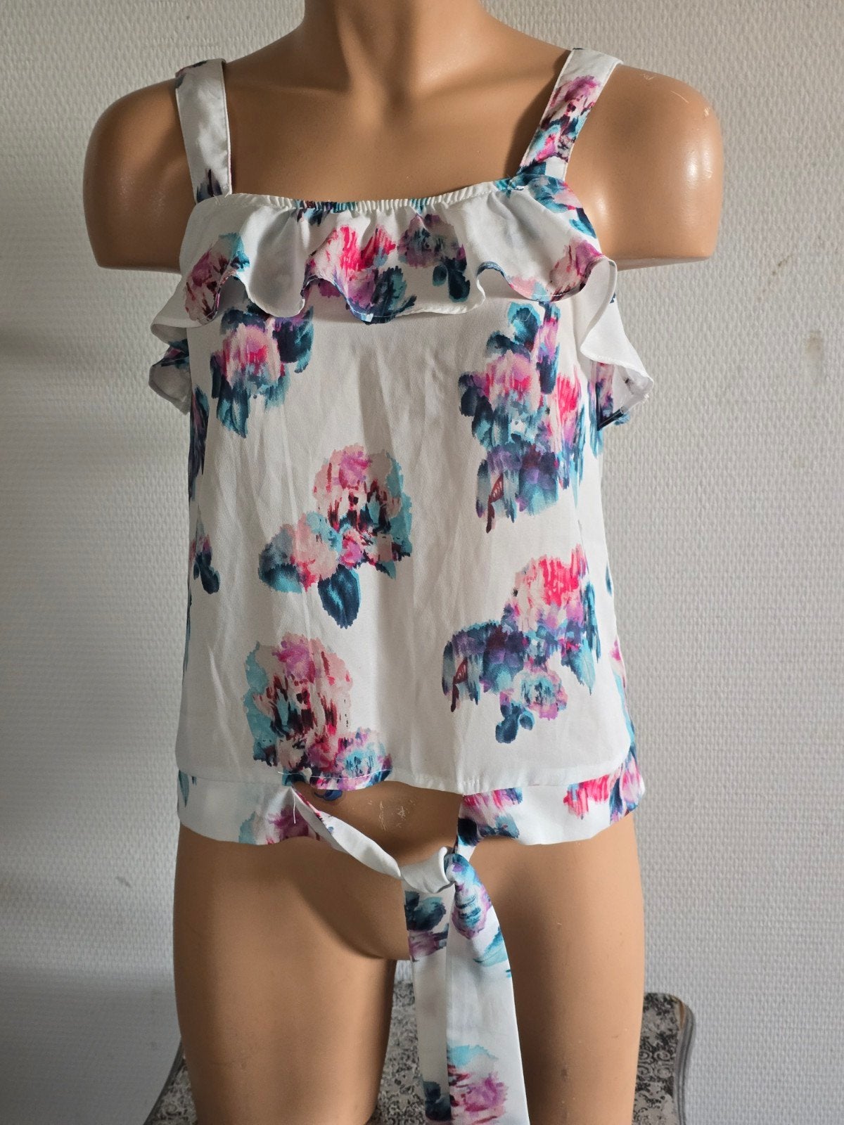 Delousion dames Topje met bloemenprint en ruches, maat XS, Wit, Ophalen of Verzenden, Zo goed als nieuw, Zonder mouw