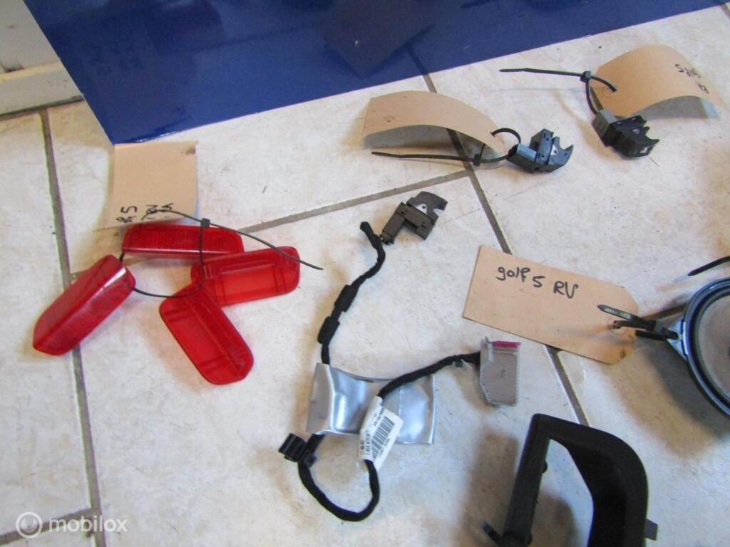 Deurpaneel onderdelen vw golf 5 lampen boxen schakelaars etc, Auto-onderdelen, Gebruikt, Volkswagen, Ophalen of Verzenden