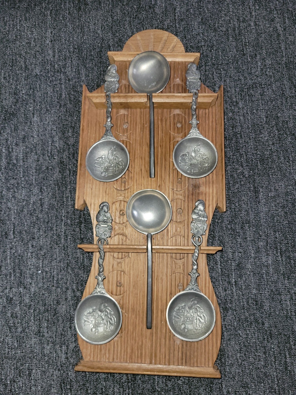 Antieke tinnen lepels op houten rek - Adriaen Brouwer, Antiek en Kunst, Ophalen of Verzenden