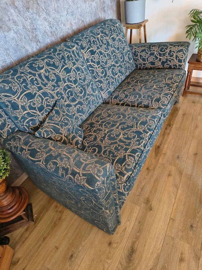 Klassiek tweezits bank, Huis en Inrichting, Banken | Bankstellen, Ophalen, Gebruikt, 150 tot 200 cm, Tweepersoons