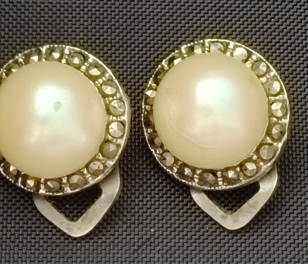 Vintage jaren 60 clip Oorbellen met Parel en markasiet, Ophalen of Verzenden, Zo goed als nieuw, Overige materialen