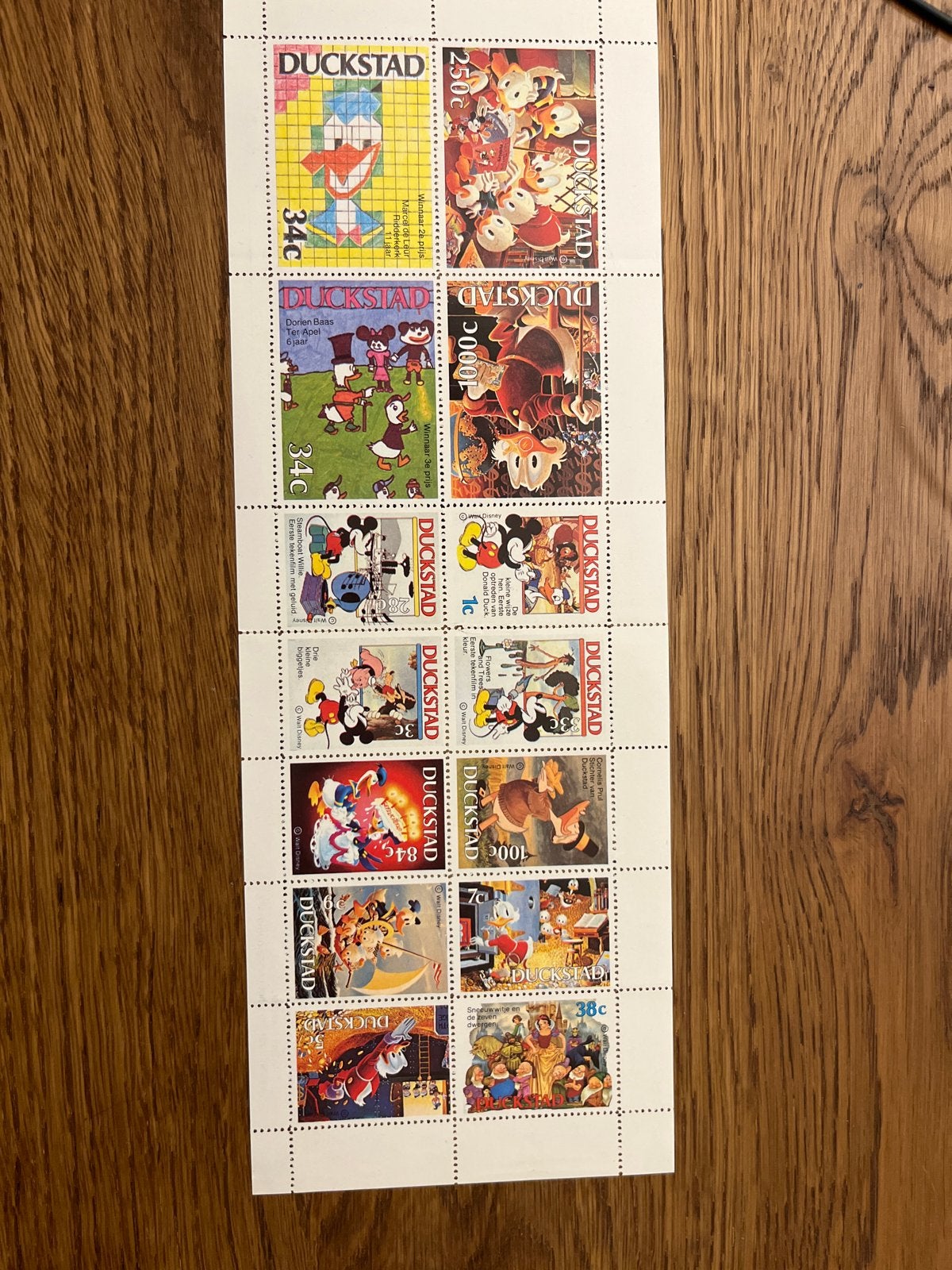 Duckstad postzegels - Disney figuren, Ophalen of Verzenden, Postfris, Overige thema's