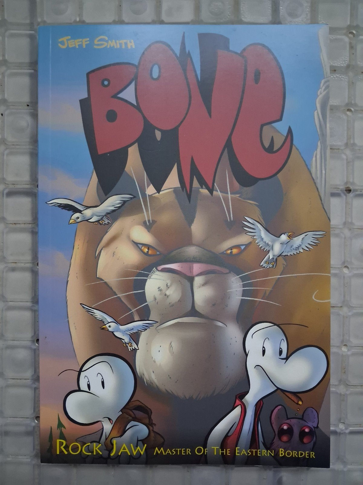Bone - Rock jaw TPB, Amerika, Ophalen of Verzenden, Zo goed als nieuw, Meerdere comics