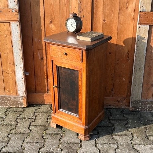 Nachtkastje hout Frankrijk 76,5 cm hoog, Ophalen