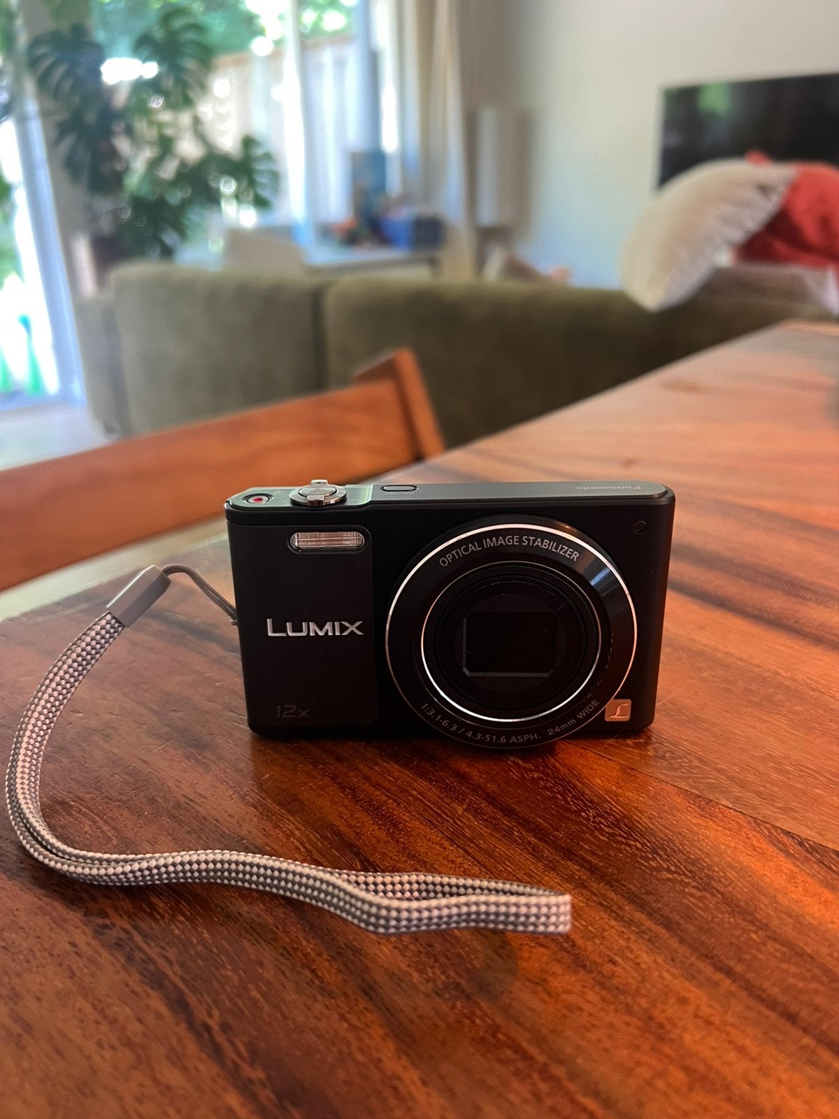 set: Panasonic Lumix DMC-SZ10 (WiFi & Kantelbaar Scherm), Audio, Tv en Foto, Fotocamera's Digitaal, Ophalen of Verzenden, Zo goed als nieuw