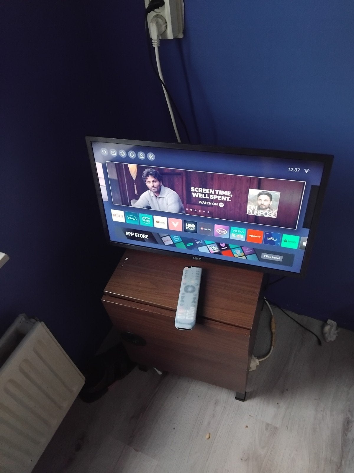 smart tv hkc, Overige merken, 50 Hz, Ophalen of Verzenden, Zo goed als nieuw